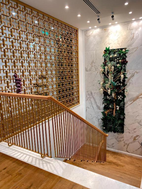 Crown Boutique Hotel Durrës Esterno foto